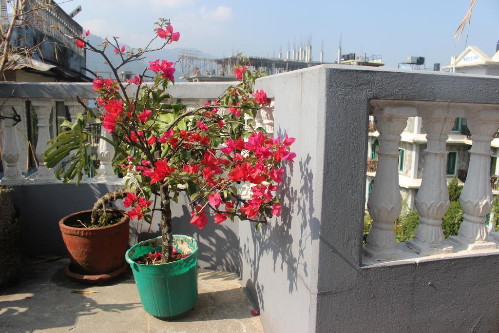 Hotel Fishtail Villa Pokhara Exterior photo