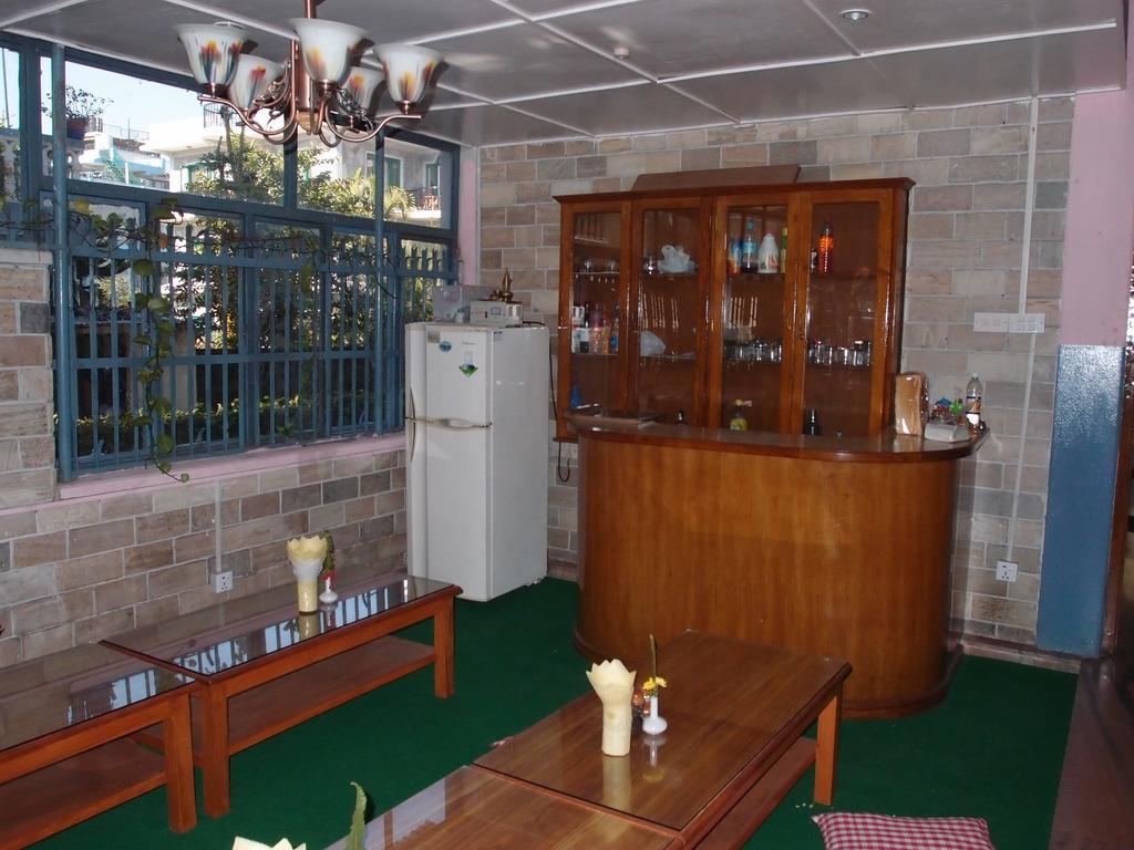 Hotel Fishtail Villa Pokhara Exterior photo