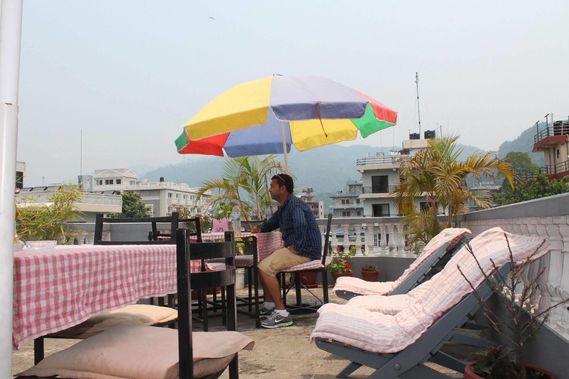 Hotel Fishtail Villa Pokhara Exterior photo